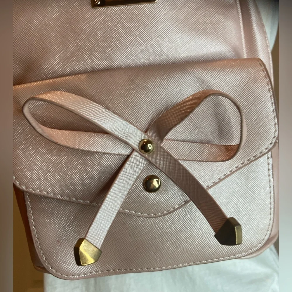 I Ihayner~Sweet Light Pink Bowknot Faux Leather Mini Backpack/Purse~Poly Lining~
